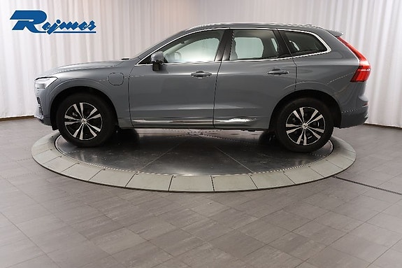 Volvo XC60 3 of 24
