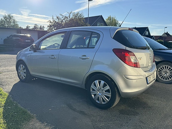 Opel Corsa 4 of 6