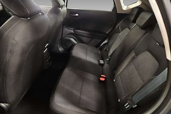 Renault Captur 11 of 13