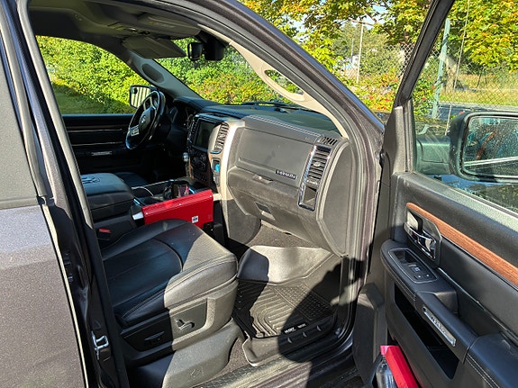 RAM 1500 3 of 8