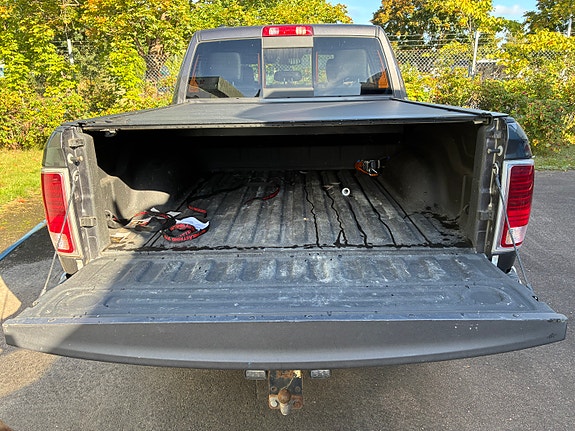 RAM 1500 6 of 8