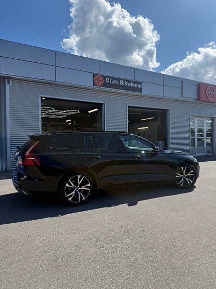 Volvo V60 4 of 9