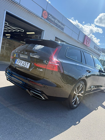 Volvo V60 6 of 9