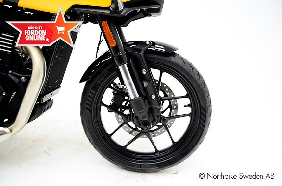 Triumph Thruxton 400 - Hemleverans 7 of 11