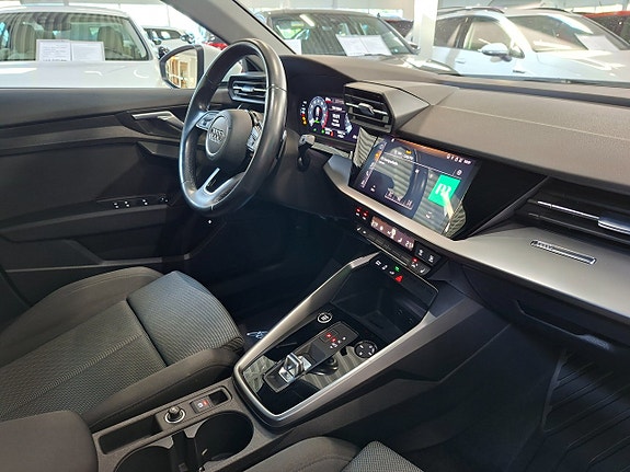 Audi A3 8 of 19