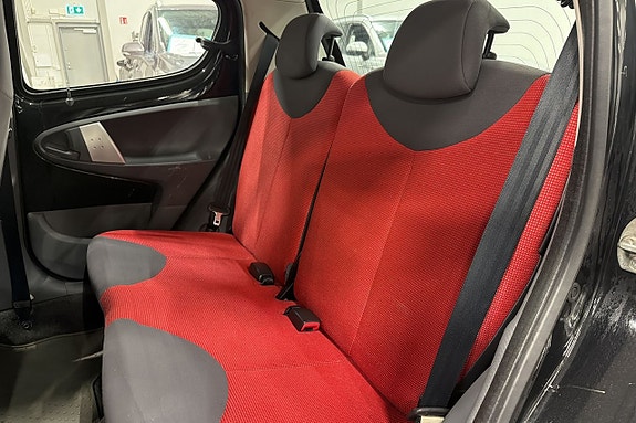 Peugeot 107 16 of 17