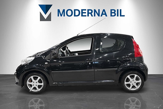 Peugeot 107 2 of 17