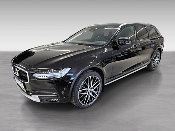 Volvo V90 Cross Country