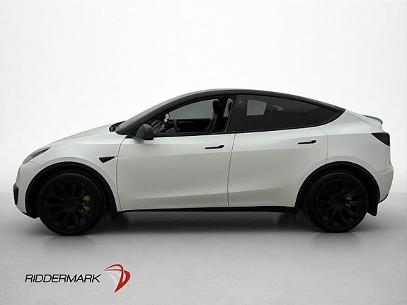 Tesla Model Y 5 of 30