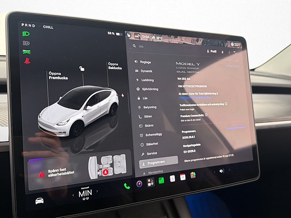 Tesla Model Y 23 of 30
