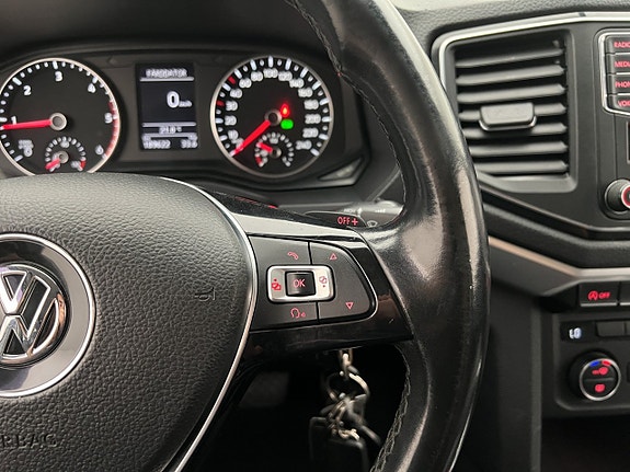 Volkswagen Amarok 18 of 30