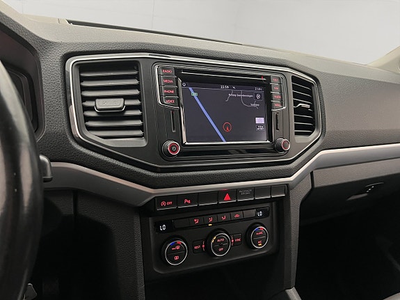 Volkswagen Amarok 22 of 30