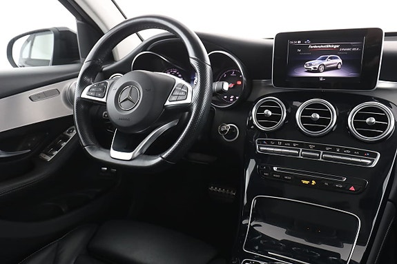 Mercedes-Benz GLC300 de 14 of 30
