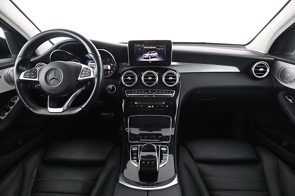 Mercedes-Benz GLC300 de 13 of 30