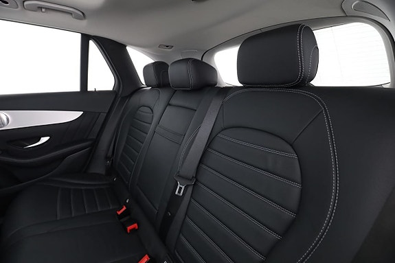 Mercedes-Benz GLC300 de 15 of 30