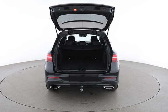 Mercedes-Benz GLC300 de 17 of 30