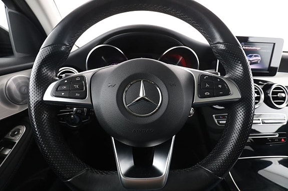 Mercedes-Benz GLC300 de 19 of 30