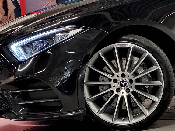 Mercedes-Benz CLS450 10 of 28