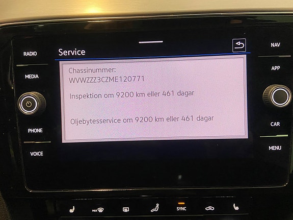 Volkswagen Passat 8 of 9