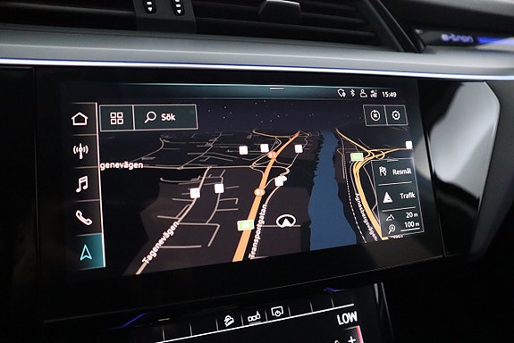 Audi e-tron 19 of 24