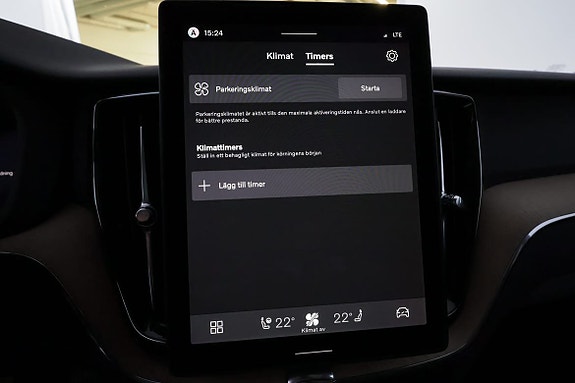 Volvo XC60 14 of 30