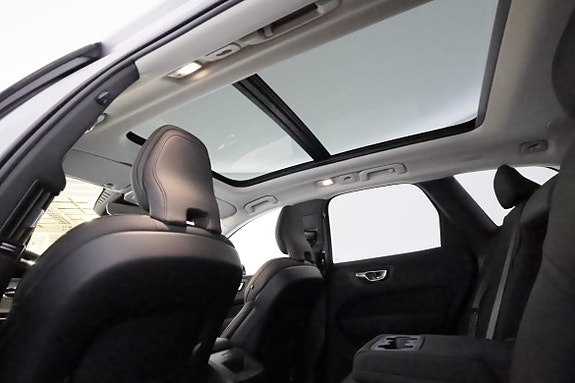 Volvo XC60 26 of 30