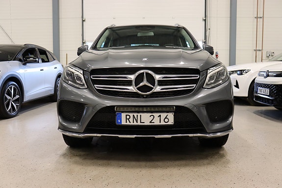 Mercedes-Benz GLE350 d 3 of 30