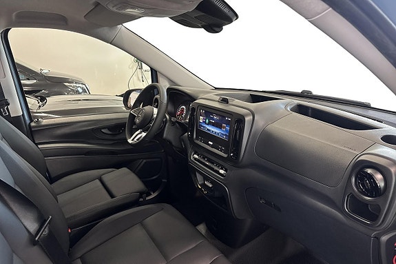 Mercedes-Benz Vito 114 11 of 17