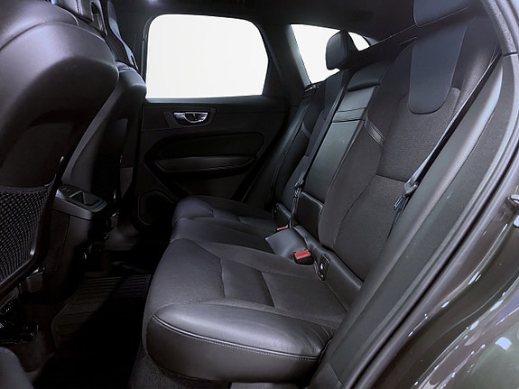 Volvo XC60 18 of 20