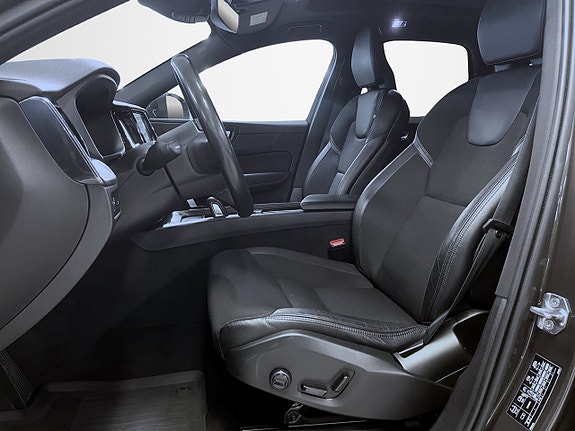 Volvo XC60 7 of 20