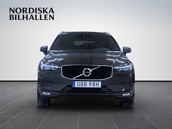 Volvo XC60 2 of 20