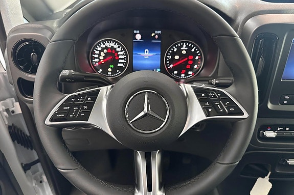 Mercedes-Benz Vito 114 8 of 16