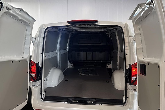 Mercedes-Benz Vito 114 13 of 16