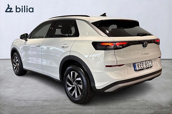 Volkswagen T-Roc 7 of 24