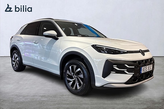 Volkswagen T-Roc 3 of 24