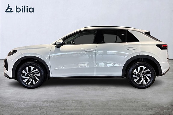 Volkswagen T-Roc 8 of 24