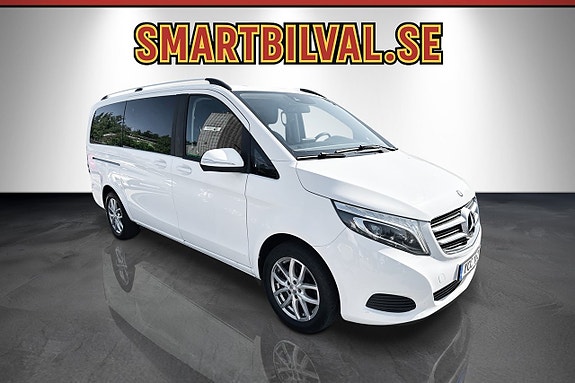 Mercedes-Benz V250 16 of 30
