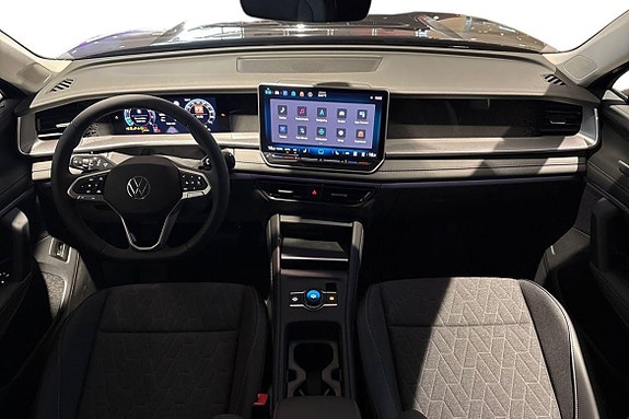 Volkswagen Tayron 10 of 26