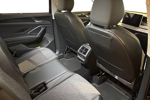 Volkswagen Tayron 17 of 26