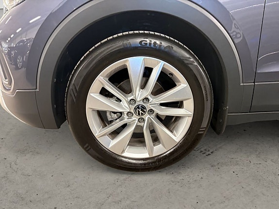 Volkswagen T-Cross 4 of 8