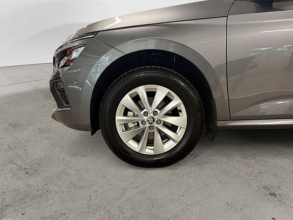 Skoda Kamiq 4 of 8