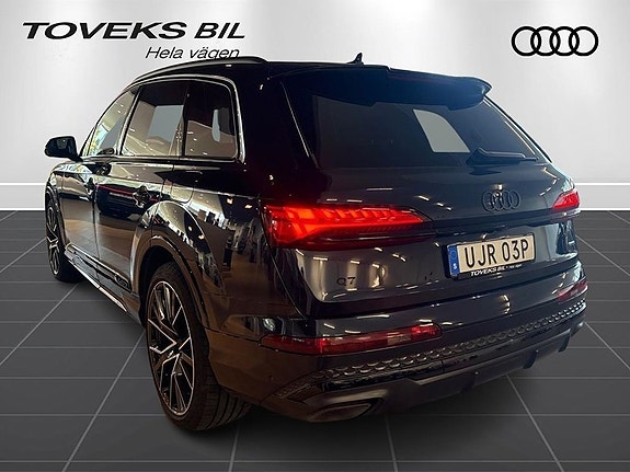 Audi Q7 5 of 27