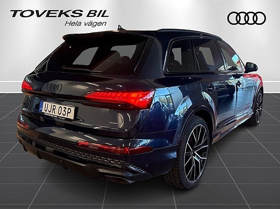 Audi Q7 3 of 27