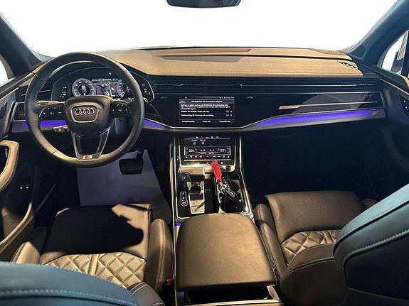 Audi Q7 12 of 27