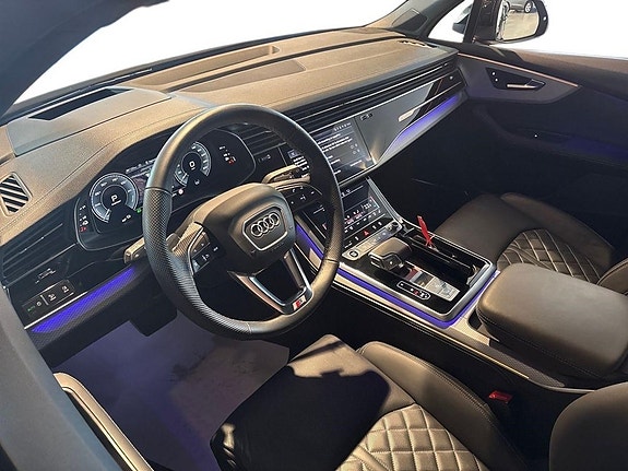 Audi Q7 10 of 27
