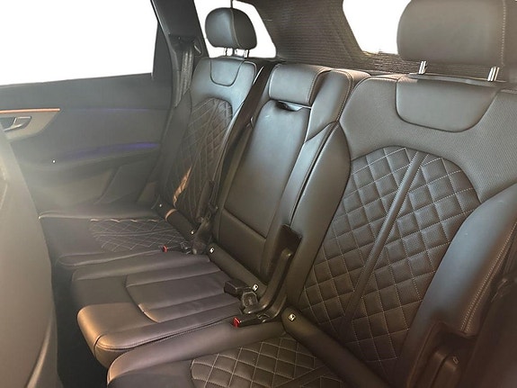 Audi Q7 23 of 27