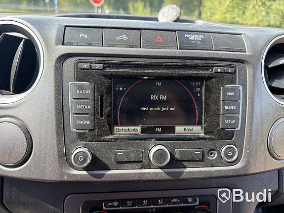Volkswagen Amarok 21 of 27
