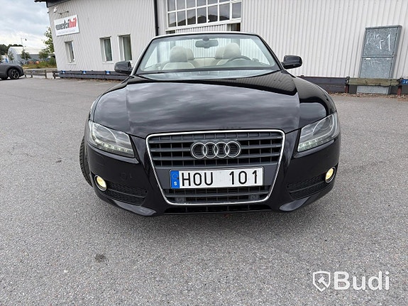 Audi A5 2 of 27