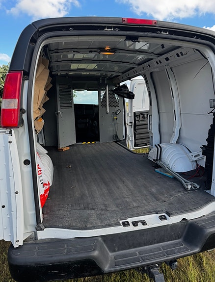 Chevrolet Express 2 of 8