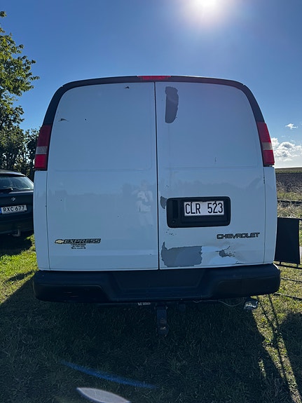 Chevrolet Express 8 of 8